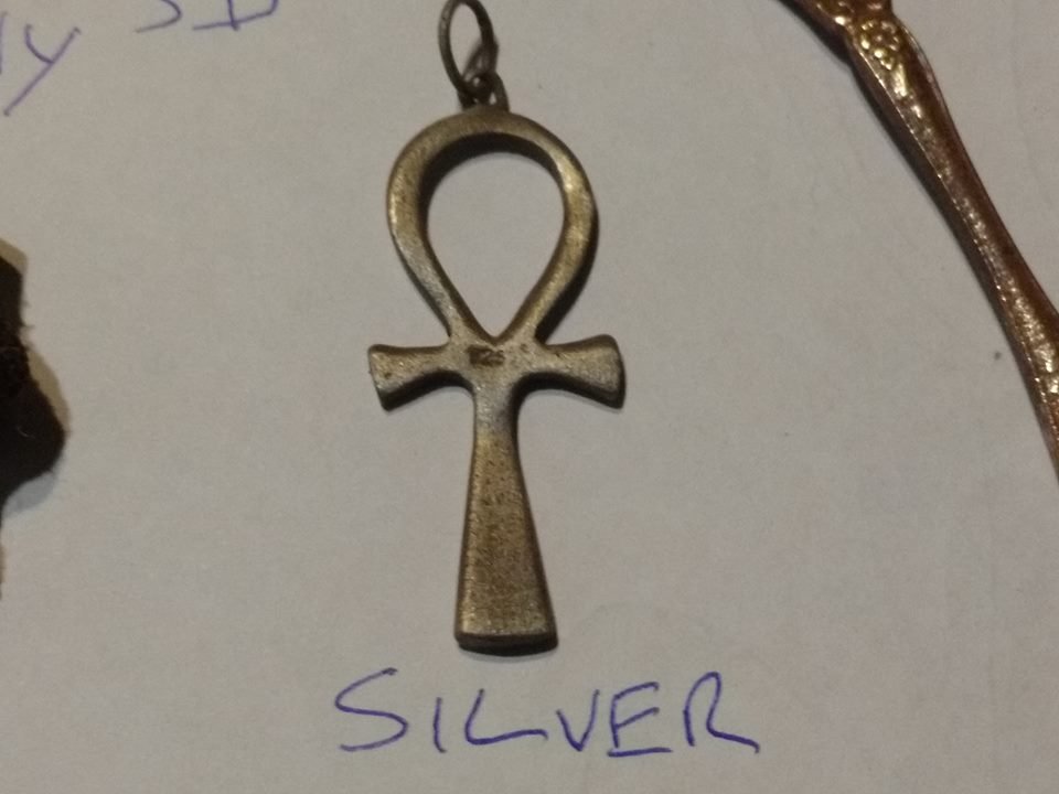1497686766_silver_pendant.jpg