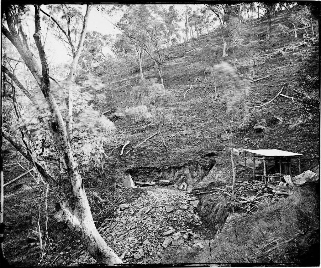 1600163072_gold_mine_at_hill_end_near_turon_valley.jpg